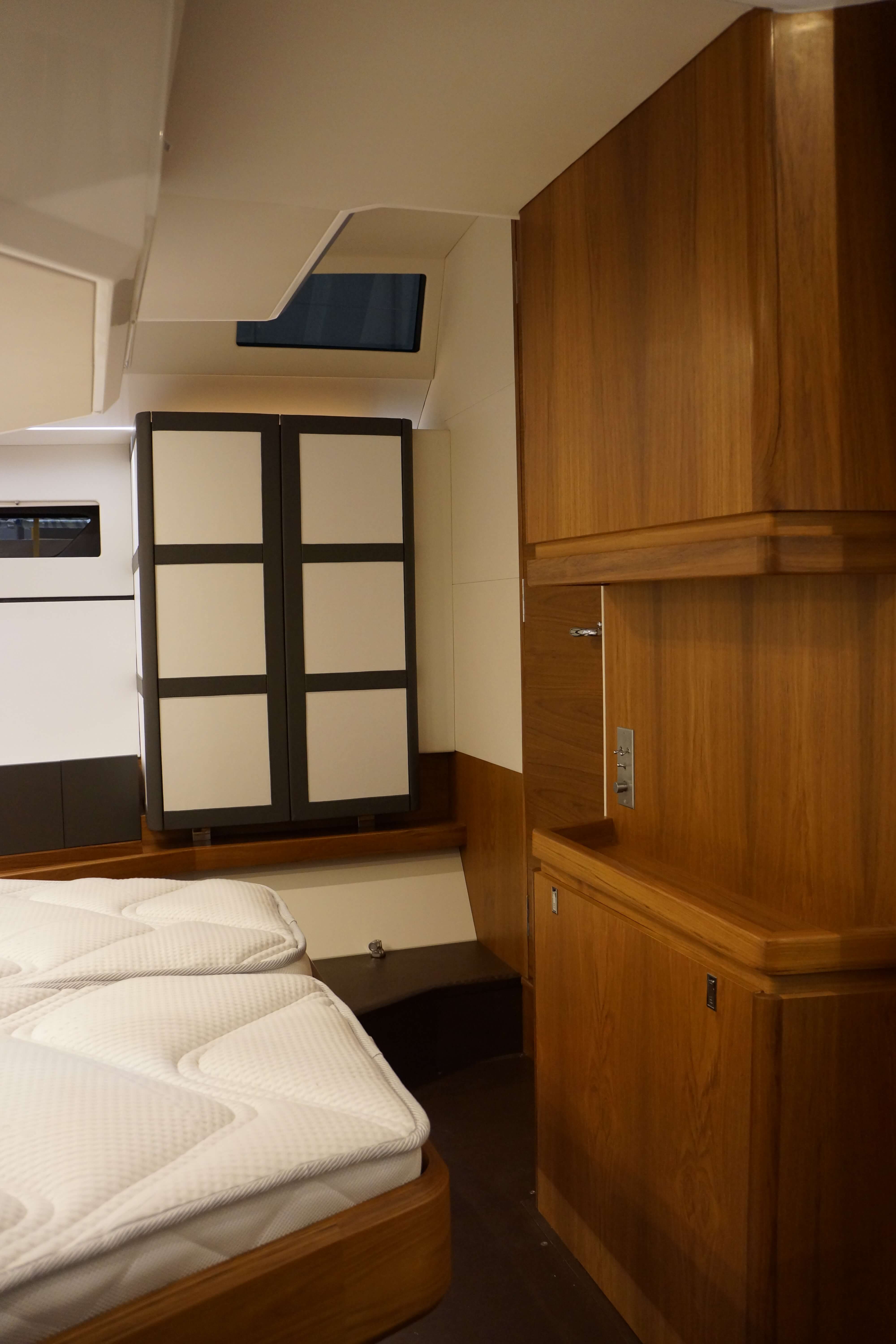 PS42-12cabin