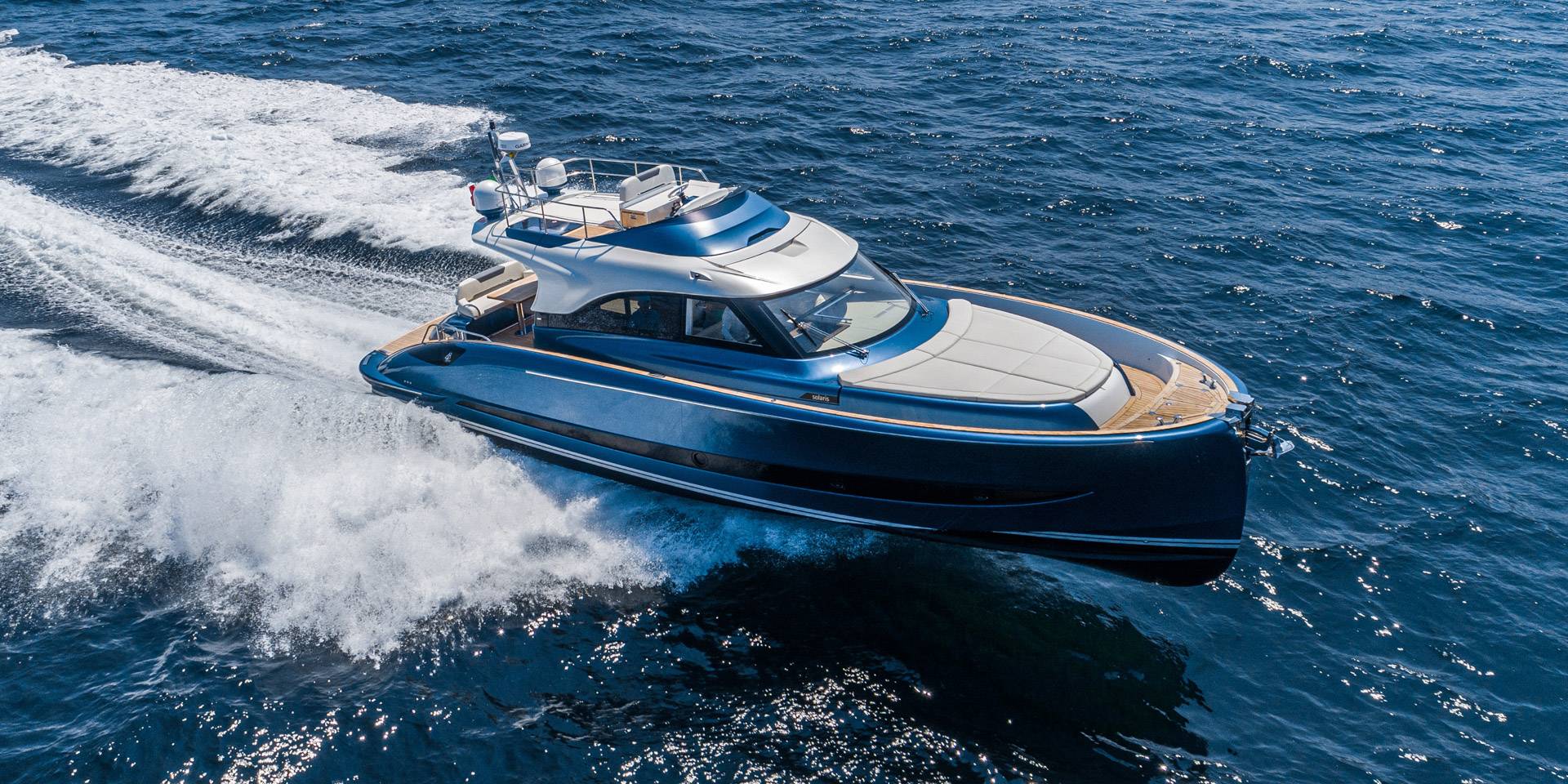 Solaris Power 48 Flybridge – Solaris Power Yacht kaufen Deutschland