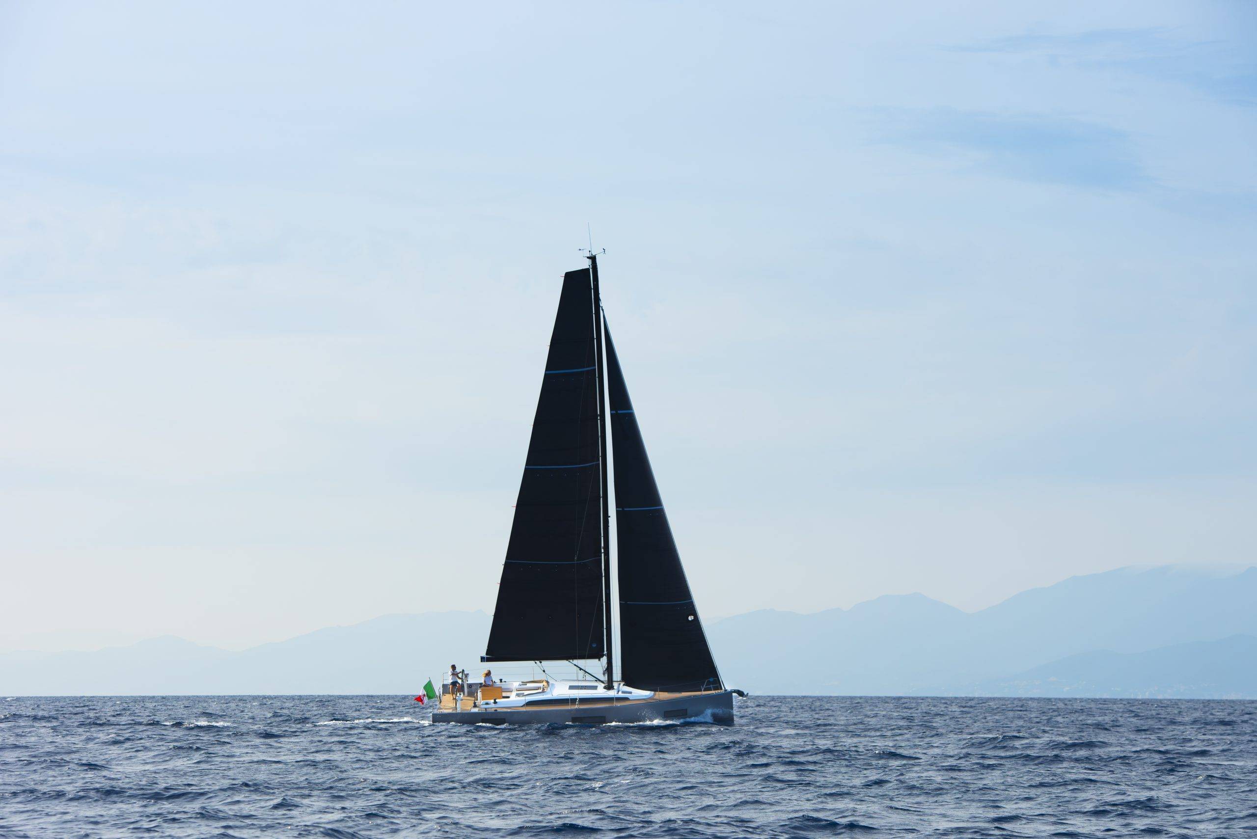 Solaris Yachts 40 ST Deck Design Solaris Segelyacht Deutschland Vertrieb