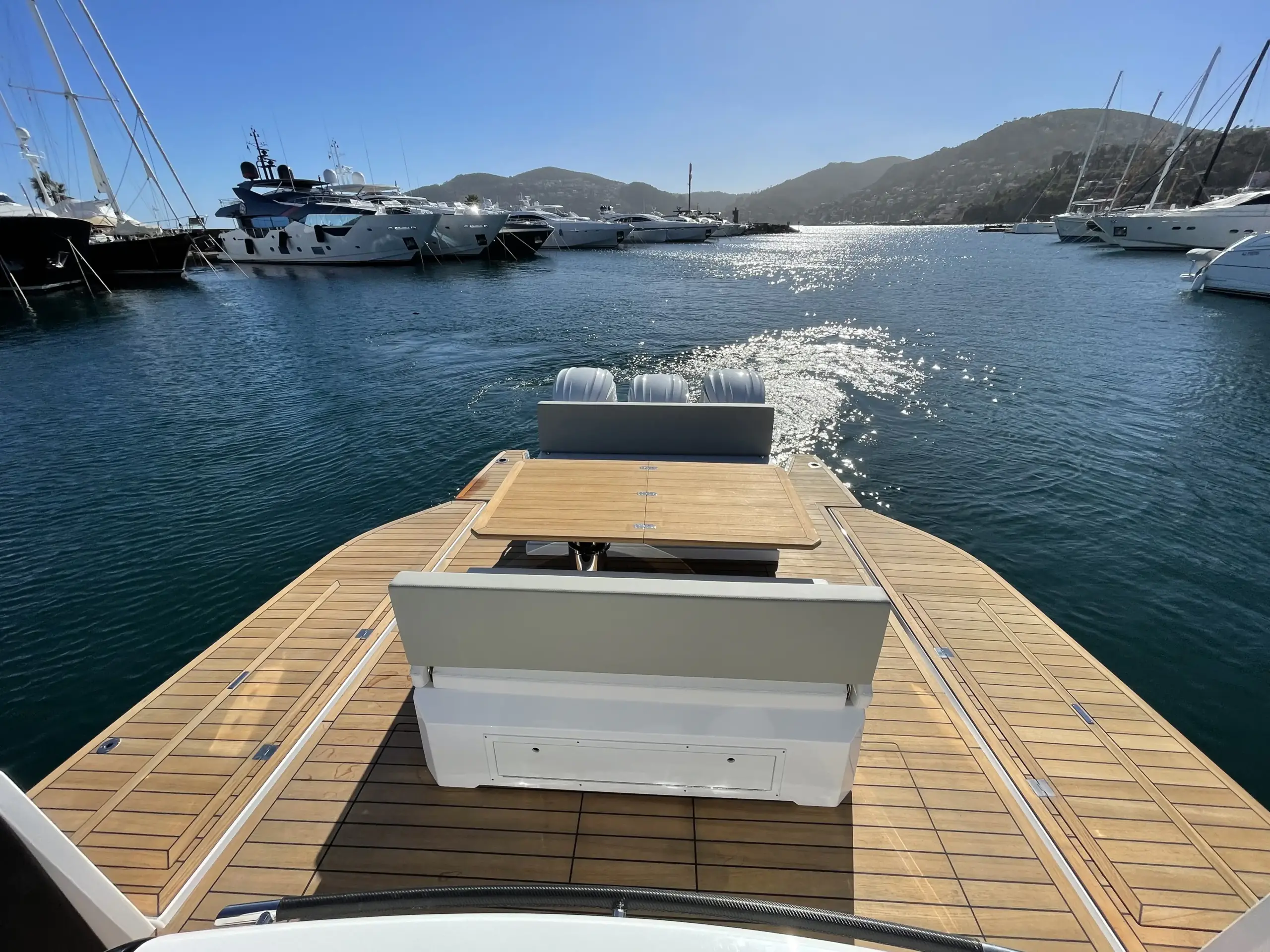 Hauptdeck (offene Ausführung)